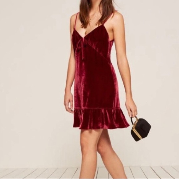 NWOT Reformation Polly Velvet Dress in Cherry Red - Picture 1 of 6